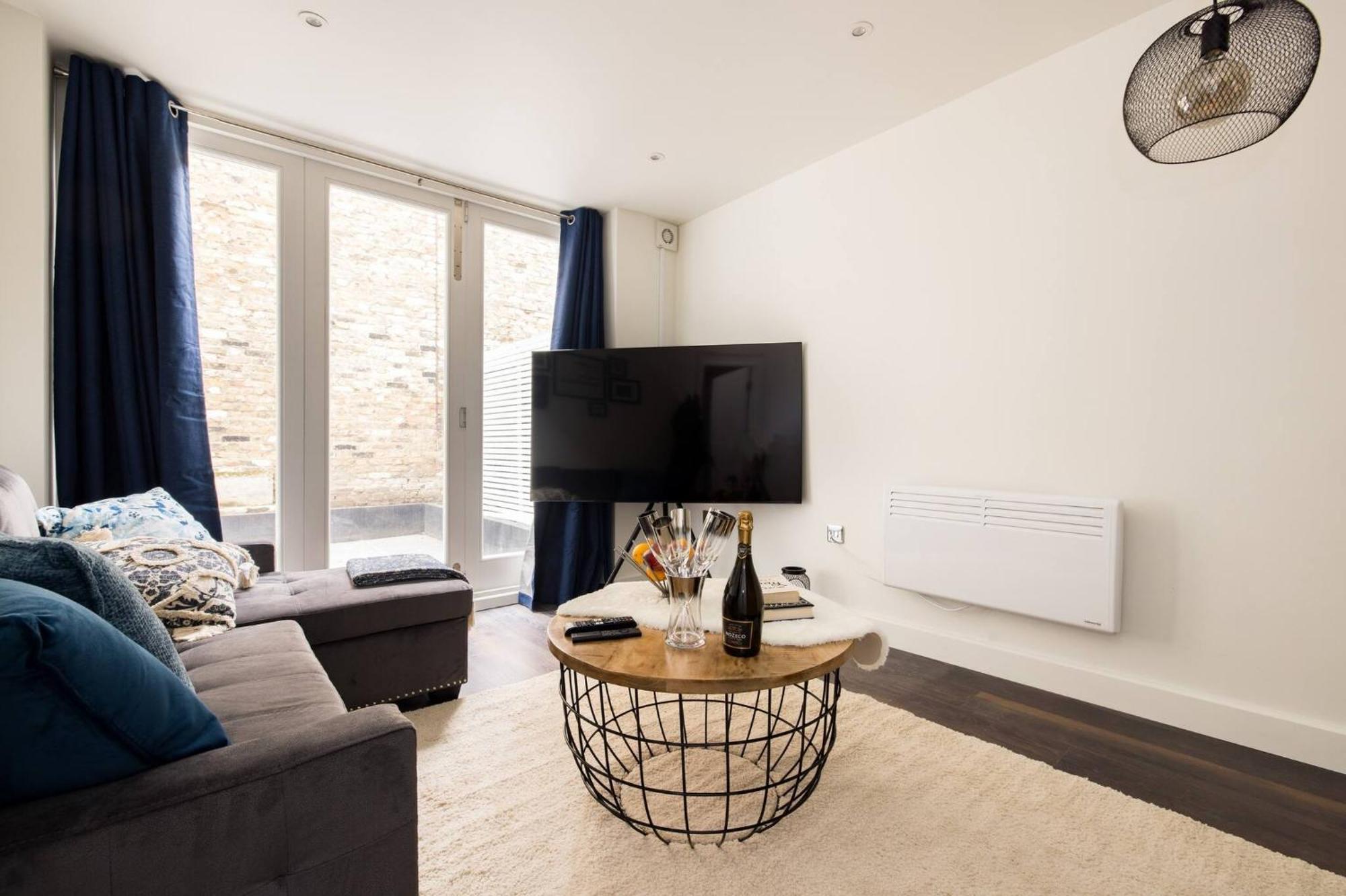 Wild Roses Serviced Apartments - Chelsea ลอนดอน ภายนอก รูปภาพ