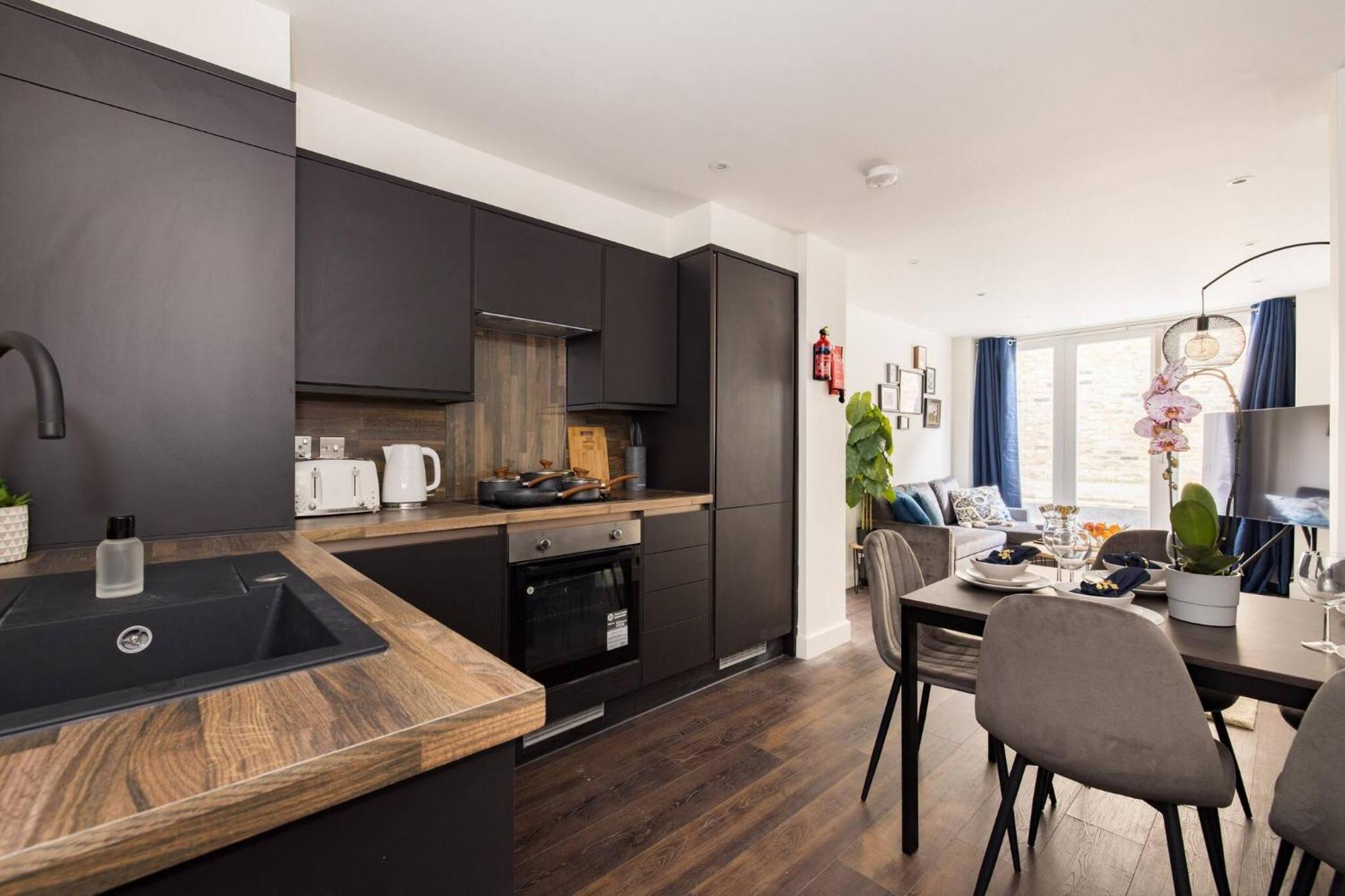 Wild Roses Serviced Apartments - Chelsea ลอนดอน ภายนอก รูปภาพ