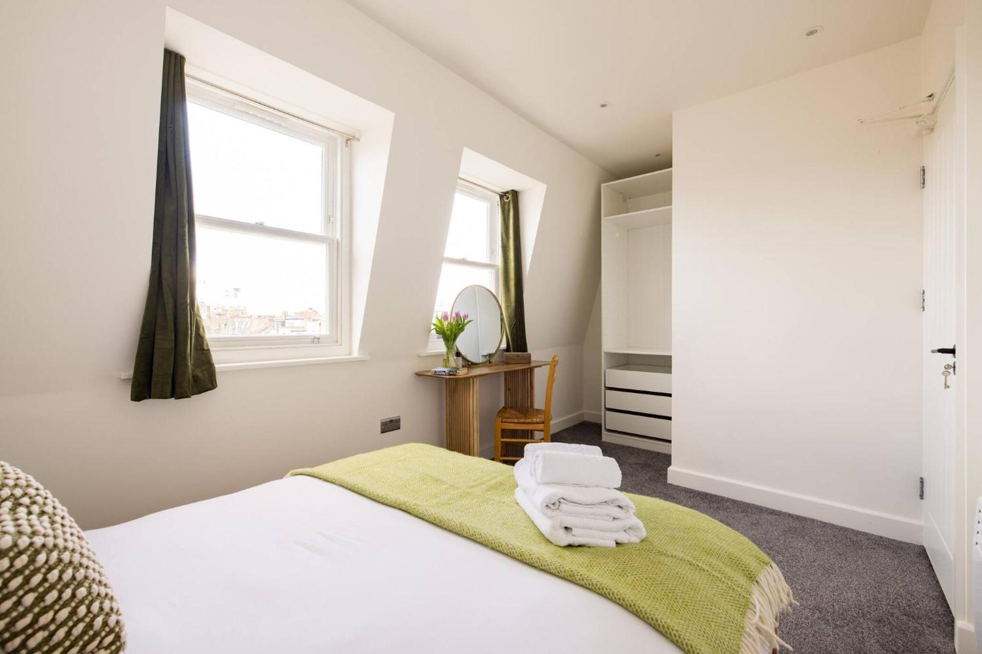 Wild Roses Serviced Apartments - Chelsea ลอนดอน ภายนอก รูปภาพ