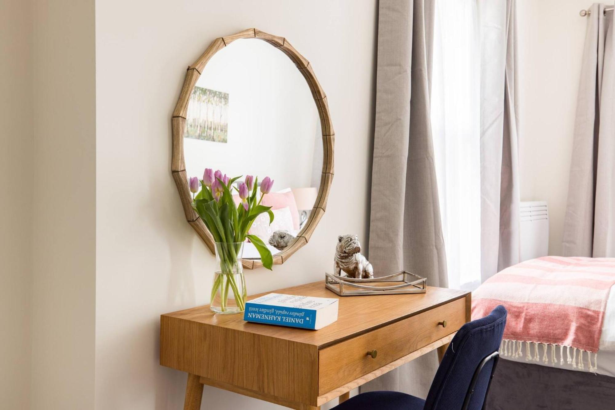 Wild Roses Serviced Apartments - Chelsea ลอนดอน ภายนอก รูปภาพ