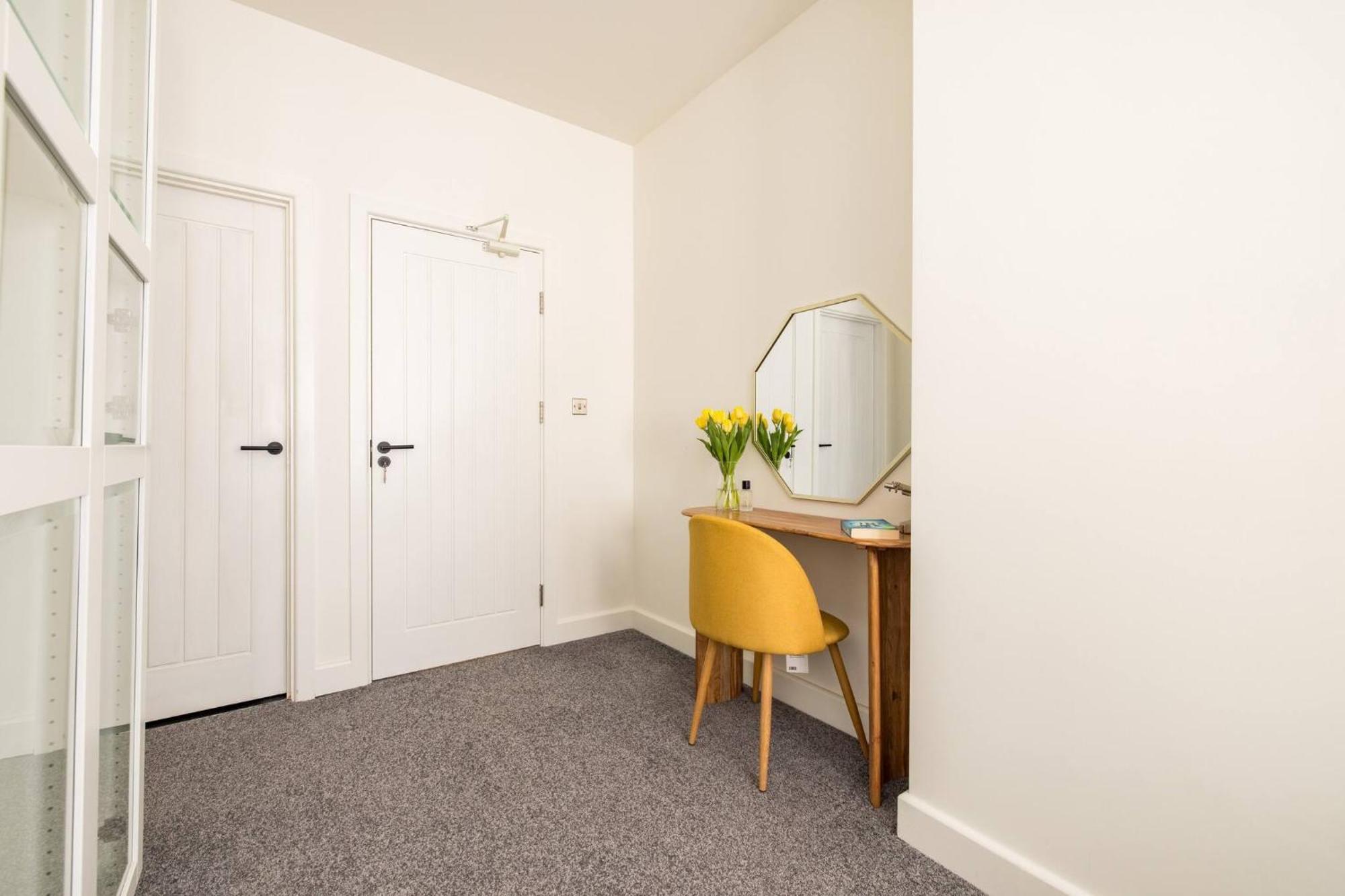 Wild Roses Serviced Apartments - Chelsea ลอนดอน ภายนอก รูปภาพ