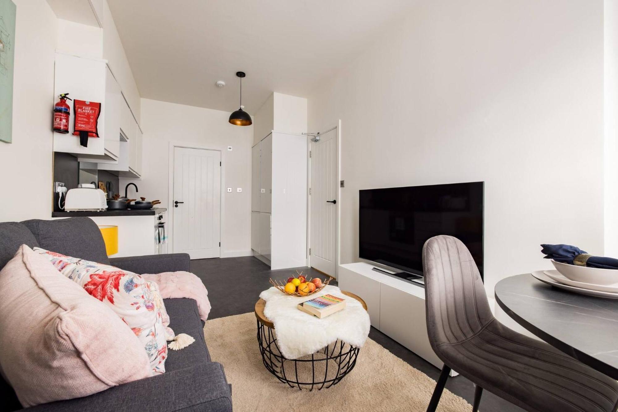 Wild Roses Serviced Apartments - Chelsea ลอนดอน ภายนอก รูปภาพ